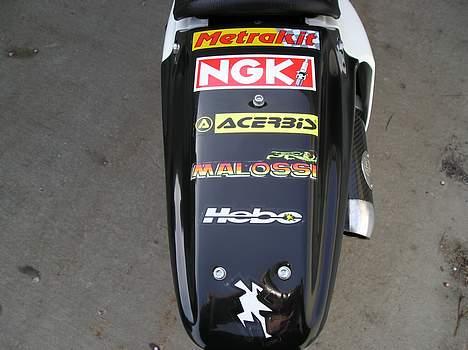 Suzuki Rmx solgt for 19000  - Div. Stickers. billede 2