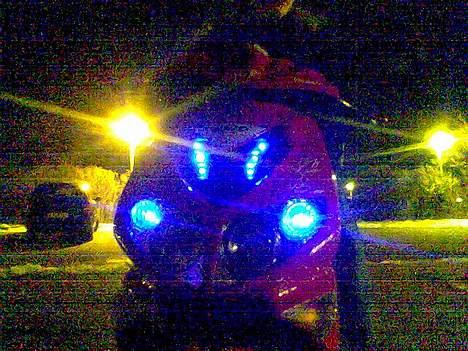 Peugeot speedfight 2 206 - mig og min ven på min scooter...! billede 8