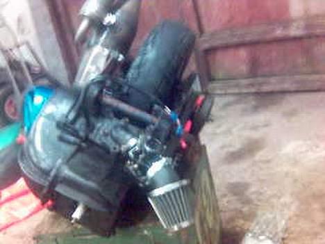 Yamaha jog (SOLGT) - taget med fon billede 7