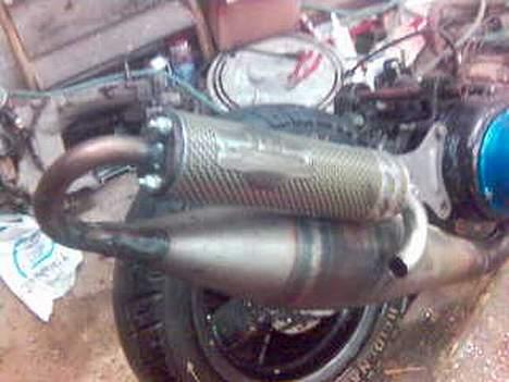 Yamaha jog (SOLGT) - taget med fon billede 9