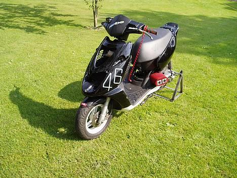 Aprilia Sonic LC (TS) / SOLGT - Jeg har grillen , forlygteglas og skjoldet under sædet .. sidder bare ik på .. billede 7