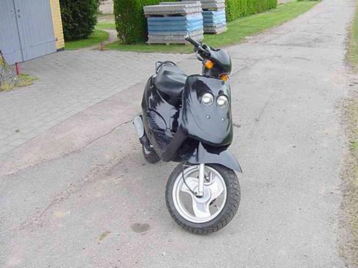 {{currentPhoto.altText}} billede {{currentPhoto.number}}