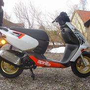 Aprilia Sonic GP (Solgt)