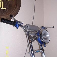 Puch Stel og udst tilbage. Byd