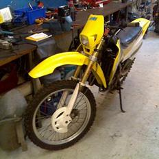 Suzuki RMX Solgt