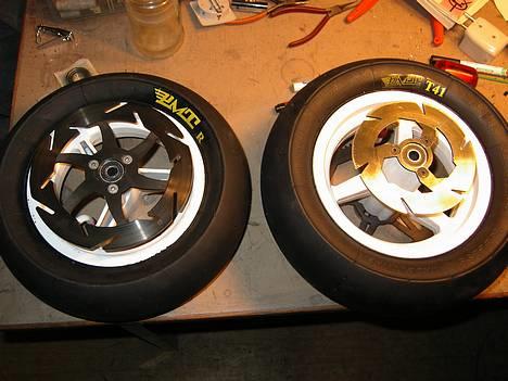 Blata 14 Wrs Solgt - Nye dæk, t41 bag og R dæk foran. Glæder mig til køre med dem billede 13