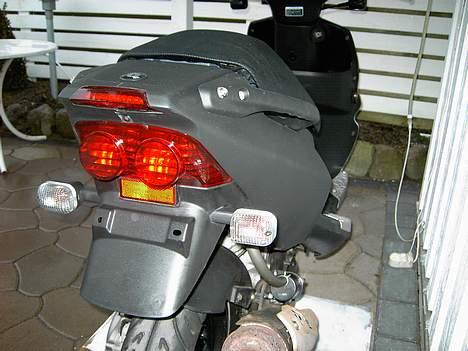 PGO Dr. Big ¤{_Brian_}$ solgt - har tonet baglygte glassene billede 5