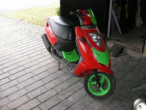 Aprilia Sonic [projekt-2000] - Sådan ser den ud nu.. den er ikk helt færdig billede 6