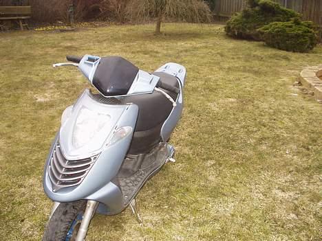 Aprilia Sonic SOLGT billede 1