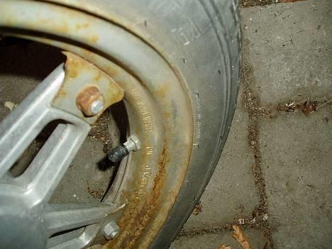 Suzuki FZ50 [SOLGT] billede 10