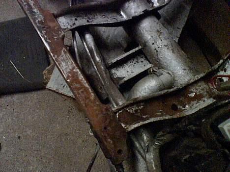 PGO Comet - solgt - rusten er væk o stellet er sort billede 7