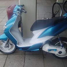 Yamaha jogr aerox projekt2 solgt