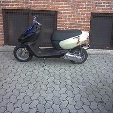 Aprilia Sonic 