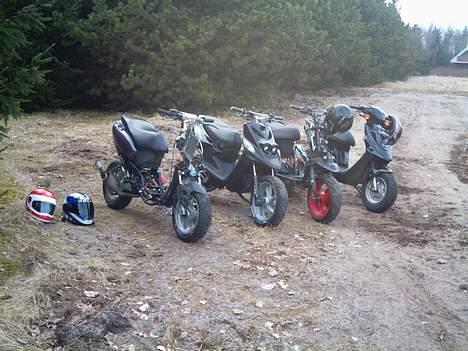 PGO hot 50 solgt. - det er så nogen af gutterne, neos lc, bws, stalker, hot50 billede 3