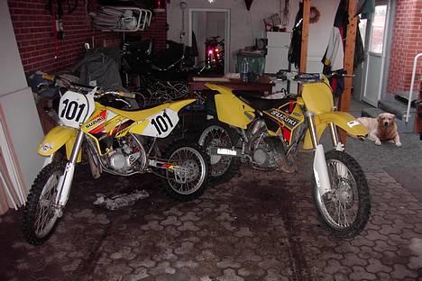 Suzuki RM 85 SOLGT - mine to crossere..... tag da og tjek den anden ud billede 6
