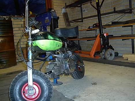 Puch "minibike" Projekt  - tanken skal males billede 14