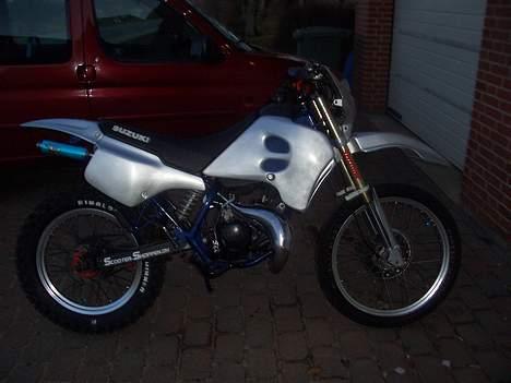 Suzuki rmx (solgt 14250) billede 10