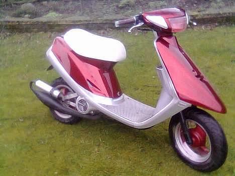 Yamaha Jog  SOLGT / BYTTET - ja det min dejlige jog billede 1