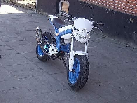 Suzuki Street Magic SOLGT - BILLEDER ER LÅNT FRA GAMLE EJER.. billede 1