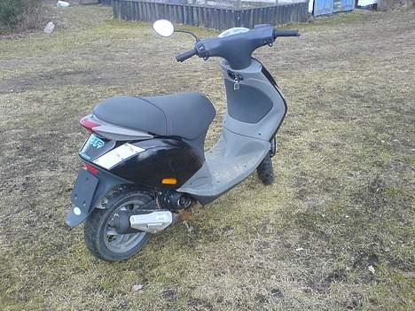 Piaggio zip - den er da flot billede 4