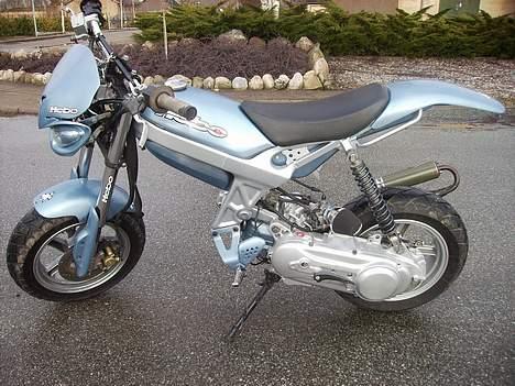 Suzuki Street magic (SOLGT) billede 13