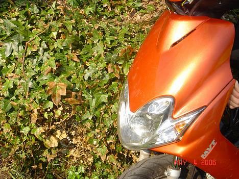 Yamaha jog R BYTTET  - Se farven! billede 1
