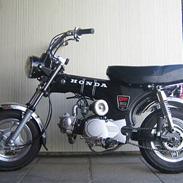 Honda dax