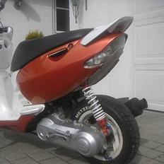 Aprilia sonic solqT