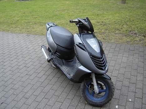 Aprilia sonic GP billede 2