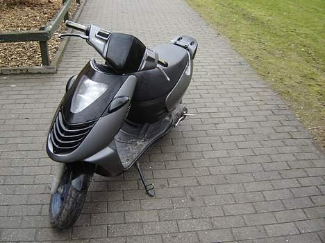 Aprilia sonic GP billede 3