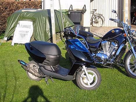Aprilia Sonic -SOLGT- - ´Før den blev omlakeret pga blev kørt ned af en dame :( - Savn ! billede 7