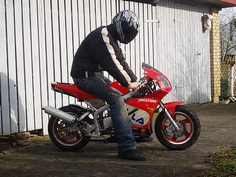 MiniBike Fila //SOLGT// - Det er så mig på svinet:D :D billede 2