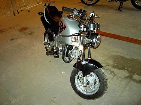 Skyteam PBR ST50 125 ccm - Med gammel motor og udstødning billede 2