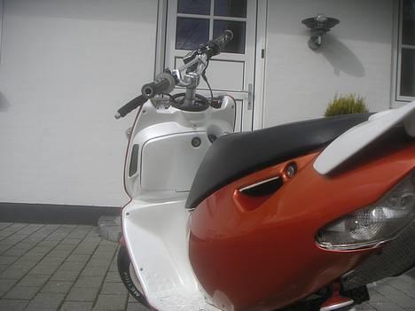 Aprilia sonic solqT billede 3