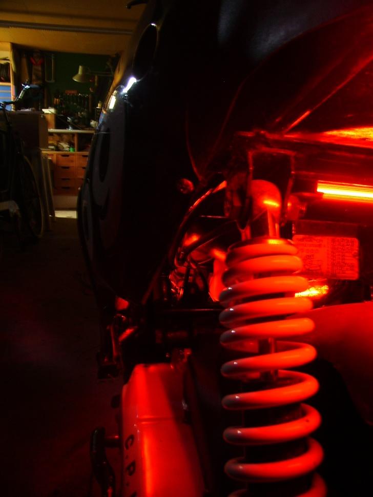 CPI Popcorn {Neon} Solgt billede 11