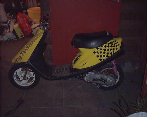 Yamaha jog  billede 1