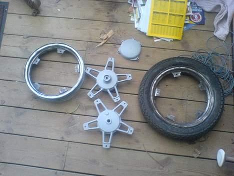 Suzuki FZ50 (SOLGT) billede 9