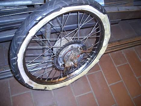 Puch Maxi K (SPARTEL) [SOLGT] - Baghjulet under projektet billede 4