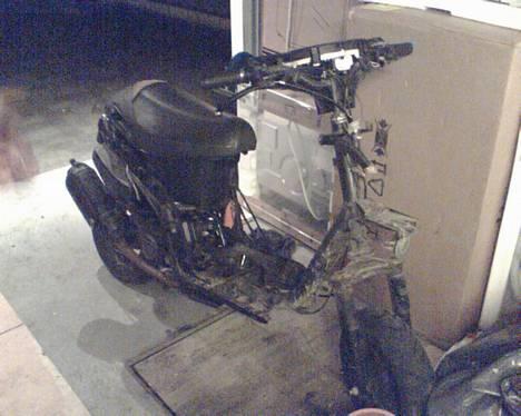 Piaggio 2Fast4Race Solgt - lige kommet hjem og igang med at skille af har travlt . baah  billede 17