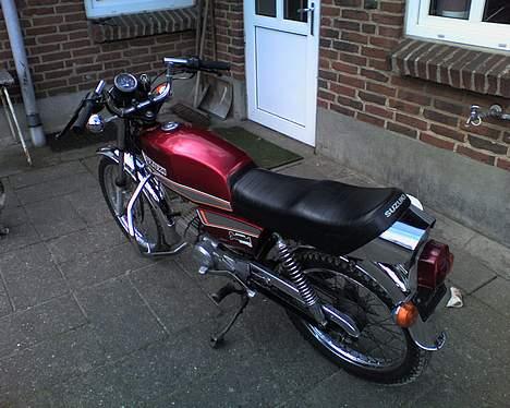 Suzuki Dm50 - Den ser godt ud, med alt det krom billede 1
