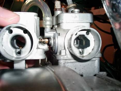 Puch Maxi K AC (solgt) - Gammel pic ^  Karburatoren sammenlignet med std. billede 10