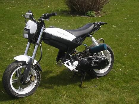 Suzuki STREET MAGIC billede 6