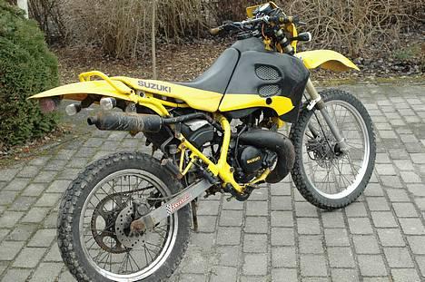 Suzuki RMX Appelsinen Før billede 2