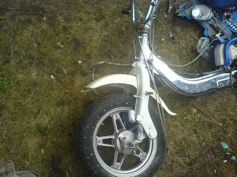 Suzuki fz 50 BYTTET billede 1