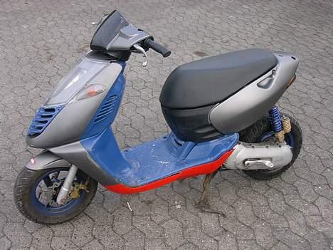 Aprilia Sonic Gp " Solgt " billede 2