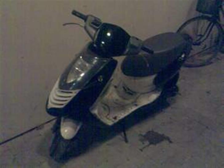 Aprilia Sonic - Taget af ham som jeg fik den tilbage af billede 1