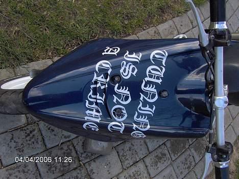 Yamaha Jog fs  Solgt - Dato passer ikke. Der står "Tuning is not a crime billede 14