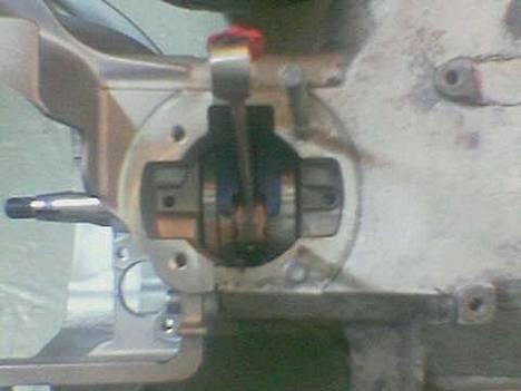 Yamaha Bump - Projekt - Tidliger ejer smadrede krumtaphuset - derfor skulle der udskiftes en side i blokken. I samme slag kom der en ny krumtap med. billede 9