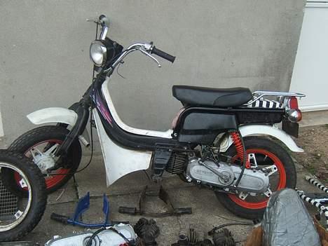 Suzuki fz50 byttet billede 1