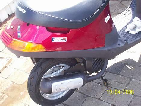 PGO Comet >>Solgt<< - GRUNDEN TIL DER KUN ER 5 BILELDER ER AT MIN COMPUTER ER VILDT LANGSOM OG DET TAGER CA 7 MIN A LIG ET BILLED IND; SÅ VENTER MED RESTEN TIL JEG VED OM DEN ER STEMT IND ELLER EJ; SORRY FOLKS billede 2